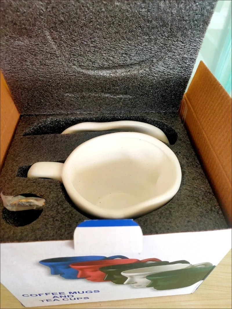 Art-Inspired Kiss Mug – Beautiful Ceramic Gift